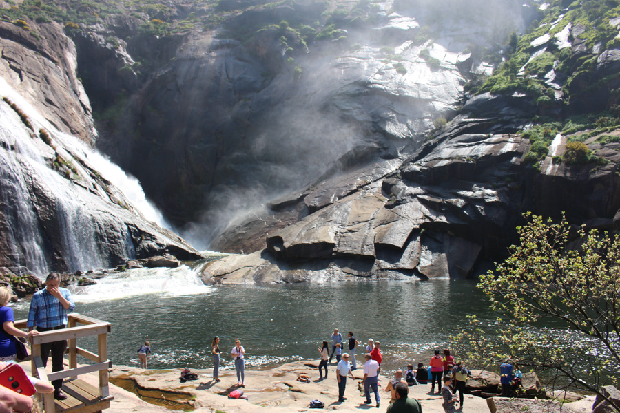 Ezaro waterfall Day tour from Santiago