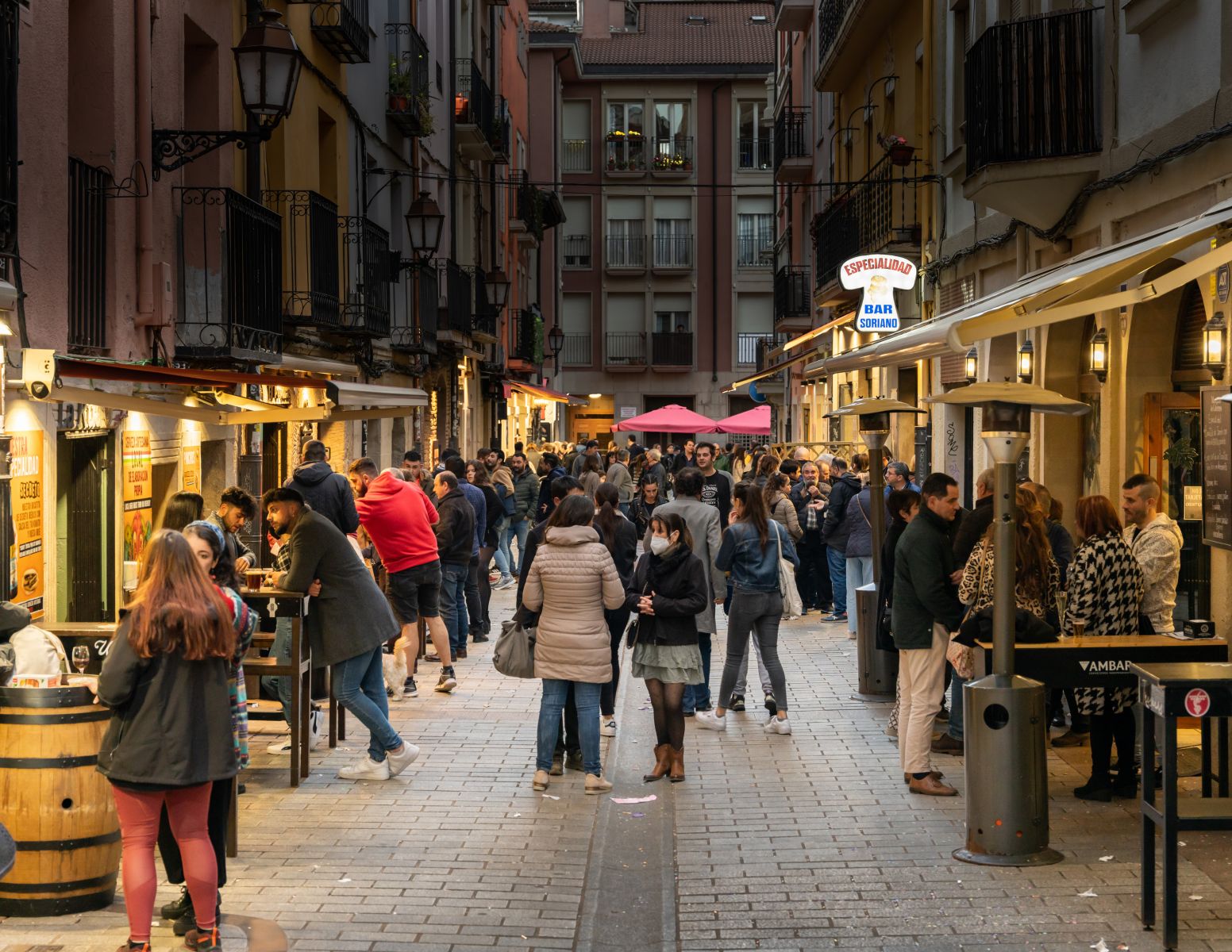 Calle Laurel i Logroño - en af Caminoens gastronómiske højdepunkter